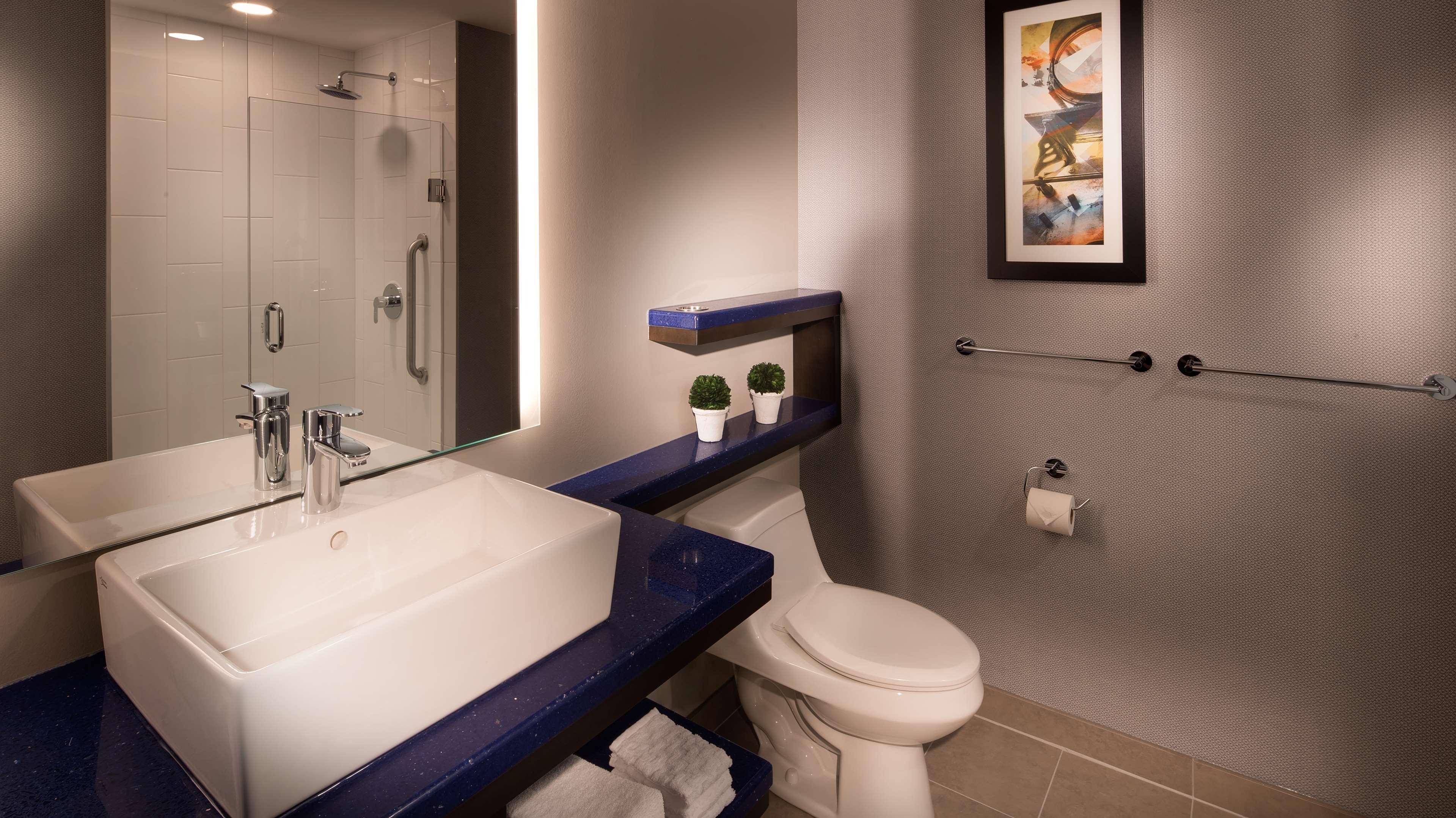 Glo Best Western Kanata Ottawa West Ngoại thất bức ảnh