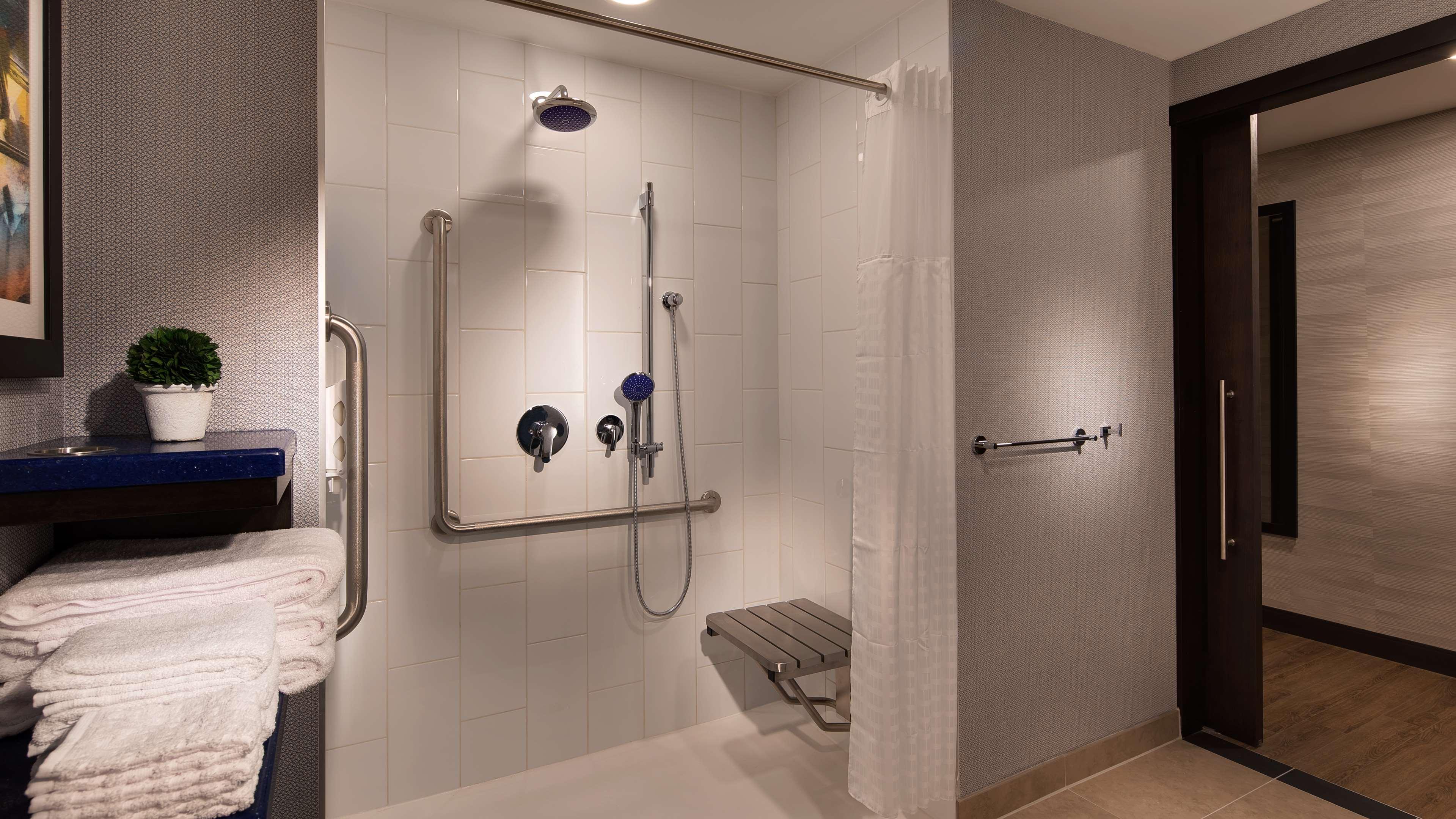 Glo Best Western Kanata Ottawa West Ngoại thất bức ảnh